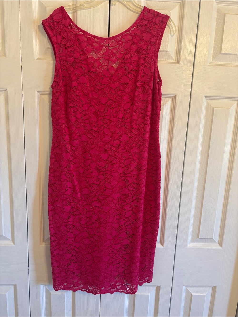 Calvin Klein Sleeveless Lace Sheath Dress - Fuchsia